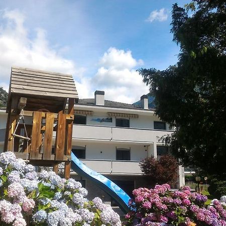 Affittacamere Valchiavenna - Foresteria Lombarda Con Parcheggio Privato Sul Posto! Apprezzata Gestione Familiare Dal 2012, Qualita-Prezzo Top! "Guest-House With Private Parking On Site! Appreciated Family Management Since 2012, Quality-Price Top!" ภายนอก รูปภาพ