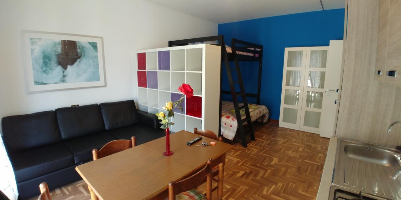 Affittacamere Valchiavenna - Foresteria Lombarda Con Parcheggio Privato Sul Posto! Apprezzata Gestione Familiare Dal 2012, Qualita-Prezzo Top! "Guest-House With Private Parking On Site! Appreciated Family Management Since 2012, Quality-Price Top!" ภายนอก รูปภาพ