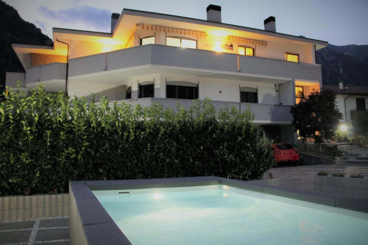 Affittacamere Valchiavenna - Foresteria Lombarda Con Parcheggio Privato Sul Posto! Apprezzata Gestione Familiare Dal 2012, Qualita-Prezzo Top! "Guest-House With Private Parking On Site! Appreciated Family Management Since 2012, Quality-Price Top!" ภายนอก รูปภาพ