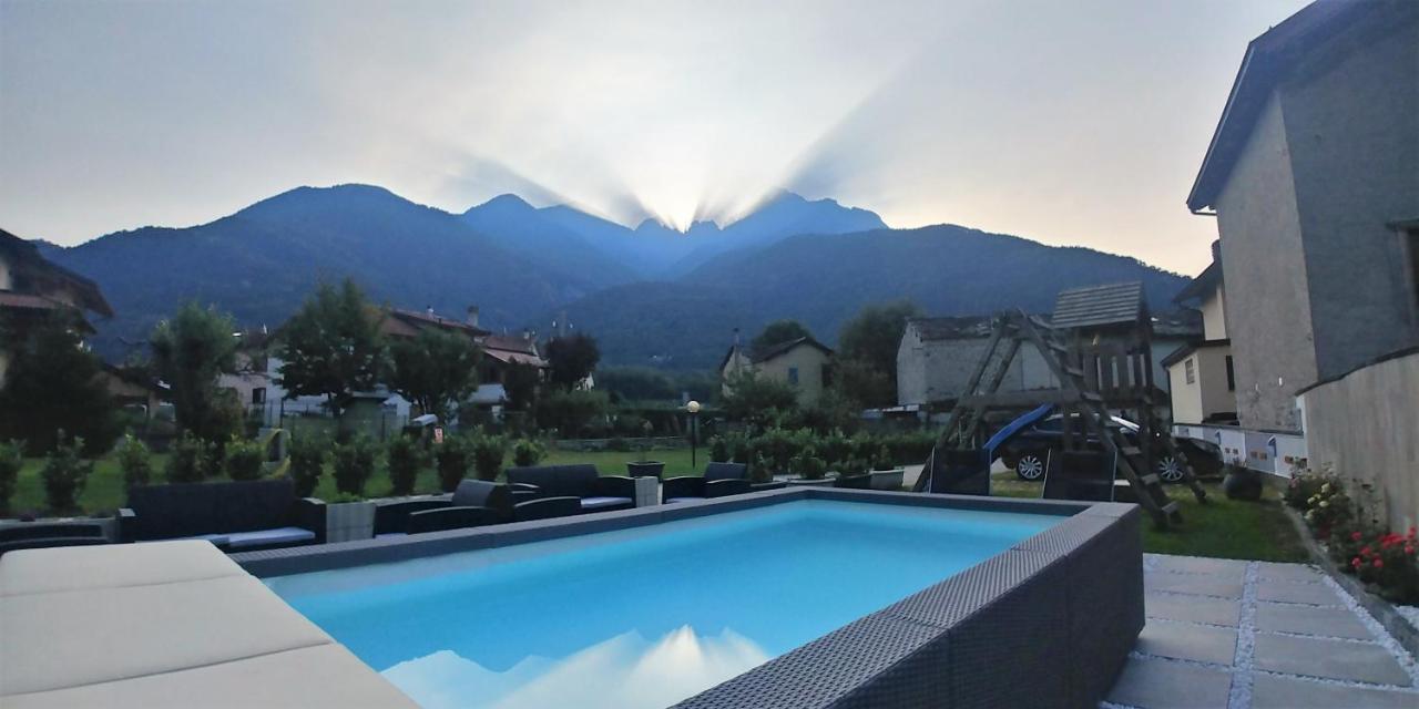 Affittacamere Valchiavenna - Foresteria Lombarda Con Parcheggio Privato Sul Posto! Apprezzata Gestione Familiare Dal 2012, Qualita-Prezzo Top! "Guest-House With Private Parking On Site! Appreciated Family Management Since 2012, Quality-Price Top!" ภายนอก รูปภาพ