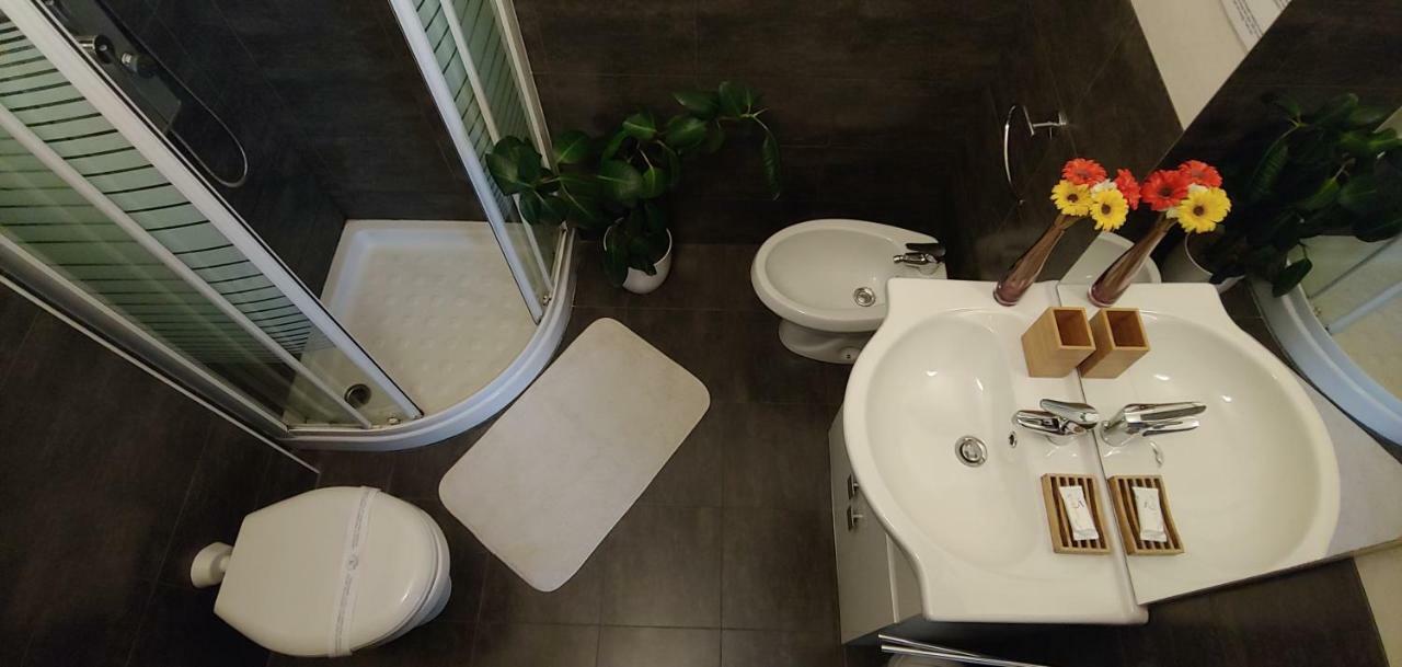 Affittacamere Valchiavenna - Foresteria Lombarda Con Parcheggio Privato Sul Posto! Apprezzata Gestione Familiare Dal 2012, Qualita-Prezzo Top! "Guest-House With Private Parking On Site! Appreciated Family Management Since 2012, Quality-Price Top!" ภายนอก รูปภาพ